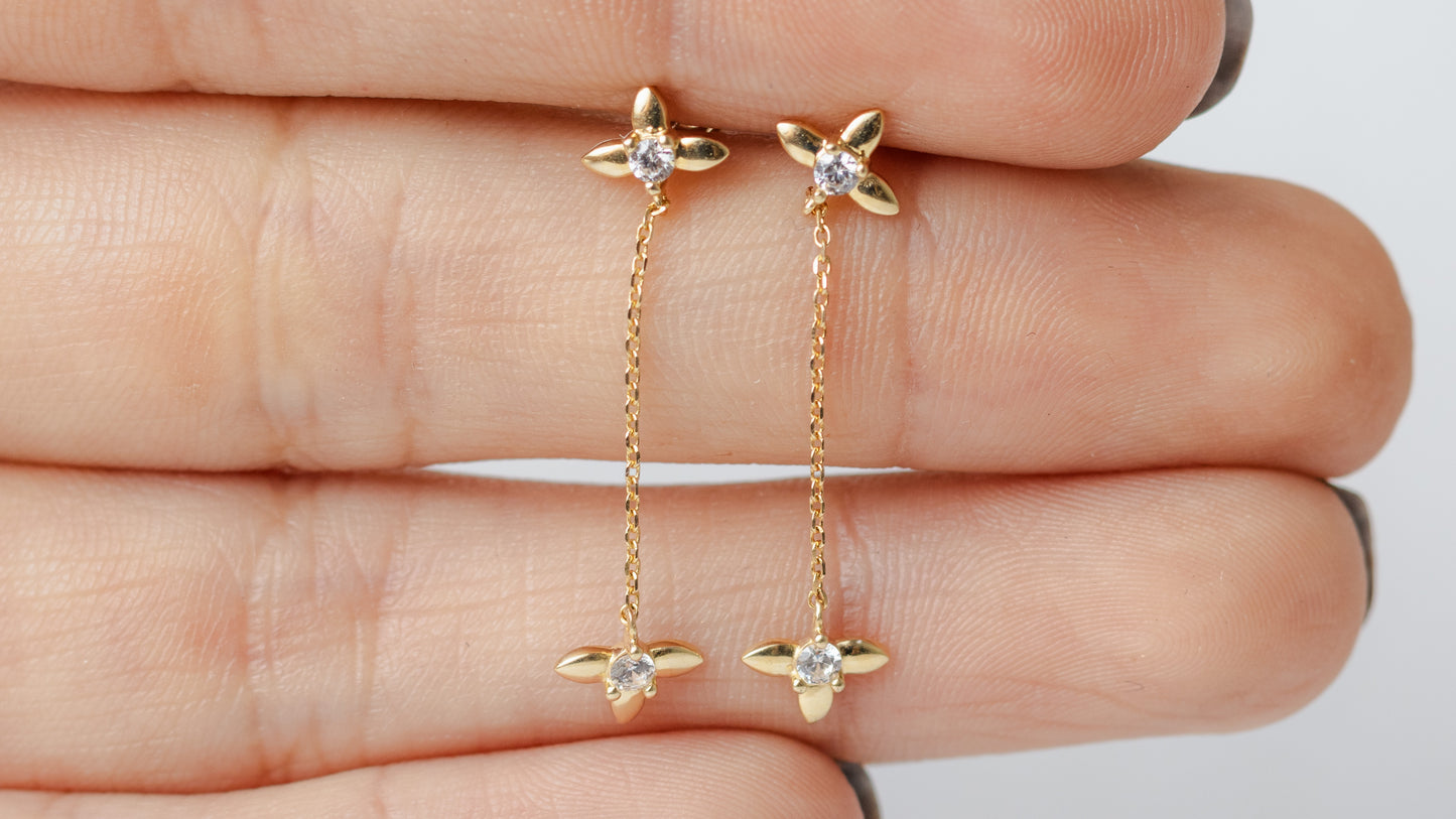 Tres Pétalos con cadena