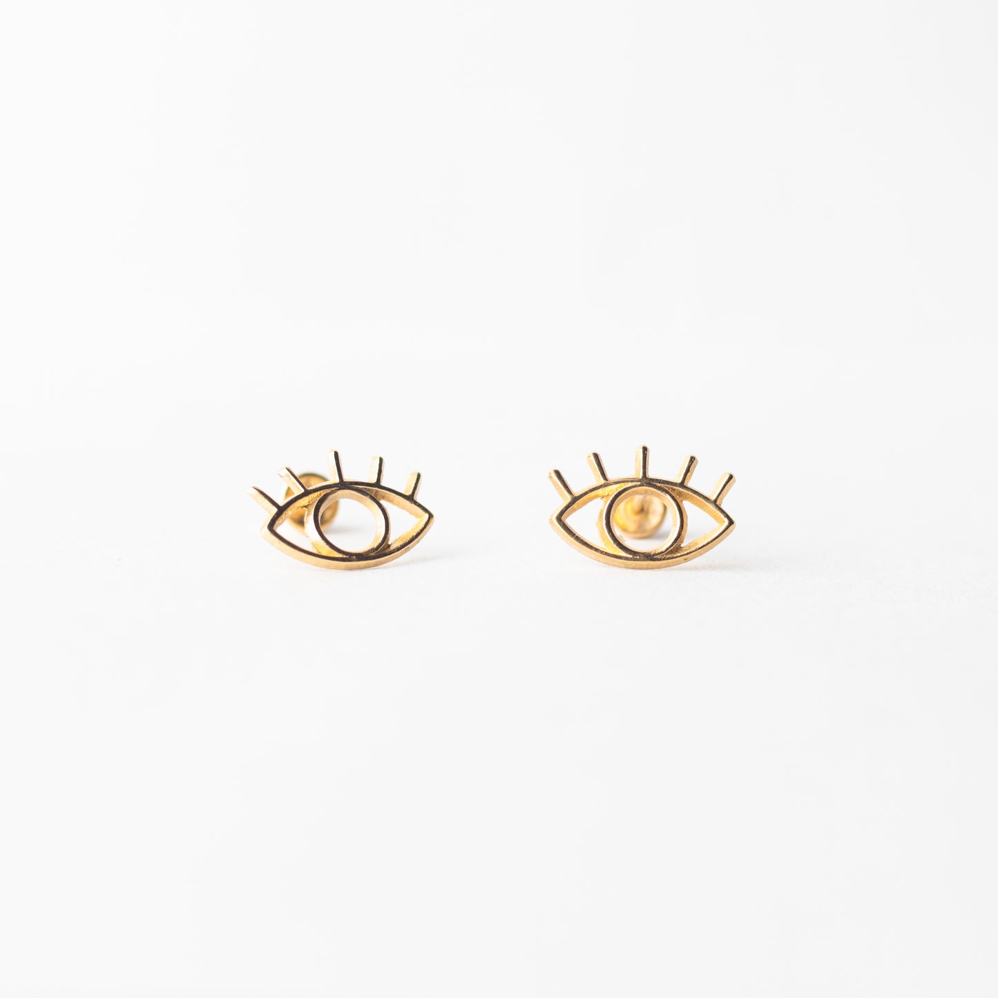 Ojo Silueta con pestañas grande oro 10k par