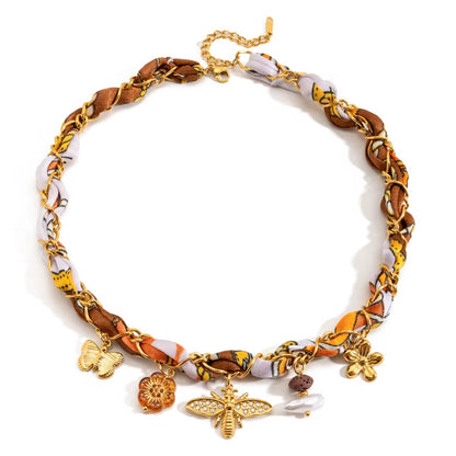 Collar Abejita & Flores