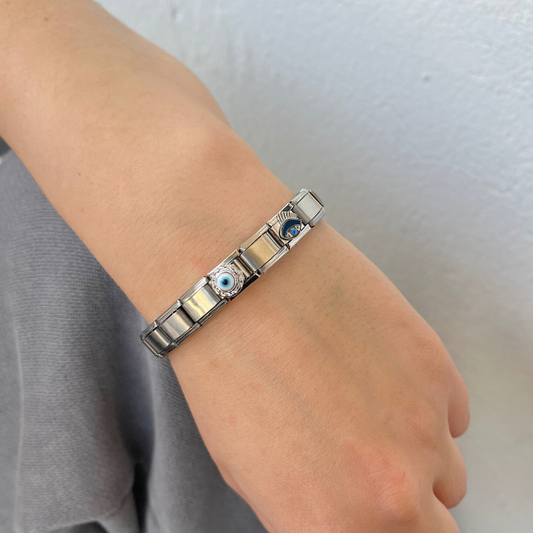 Charm Ojo 3D Marco Dorado