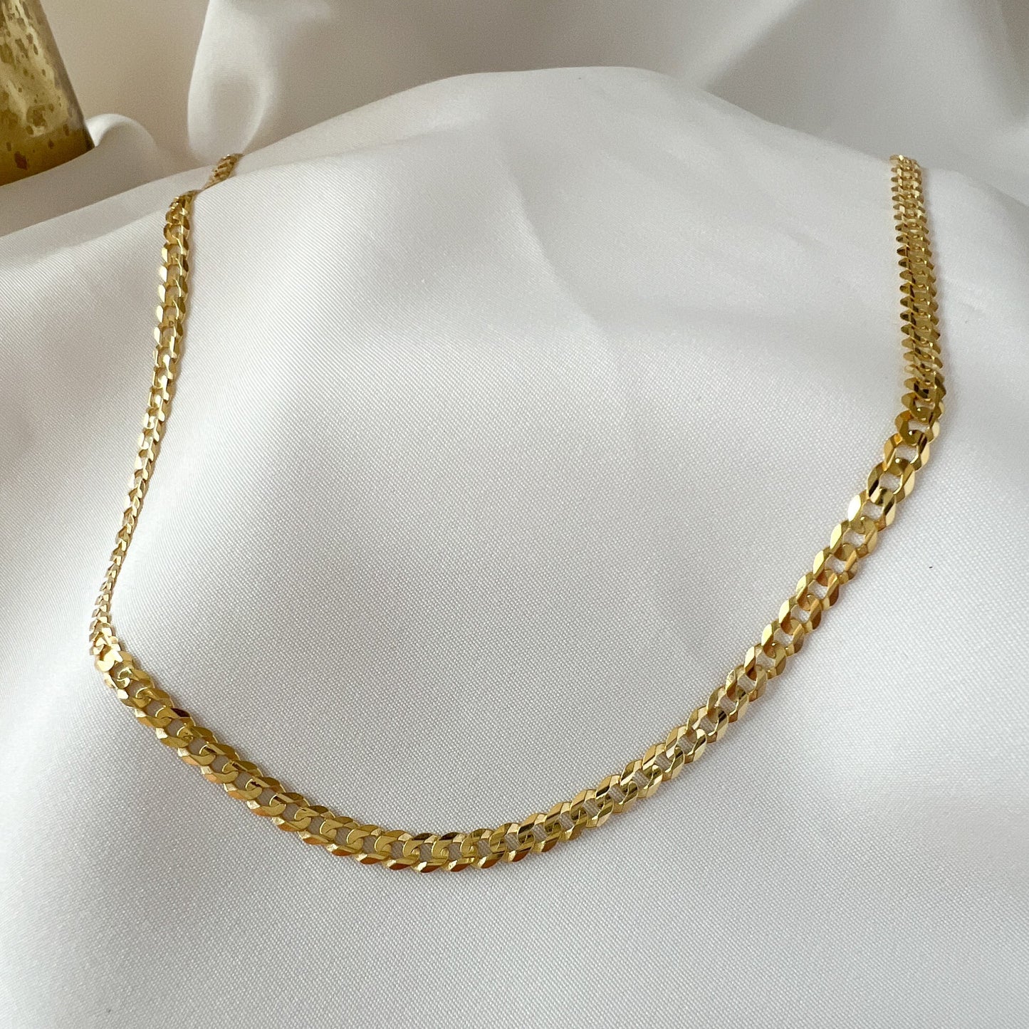 Cadena de oro sólido 10 kilates corte barbada