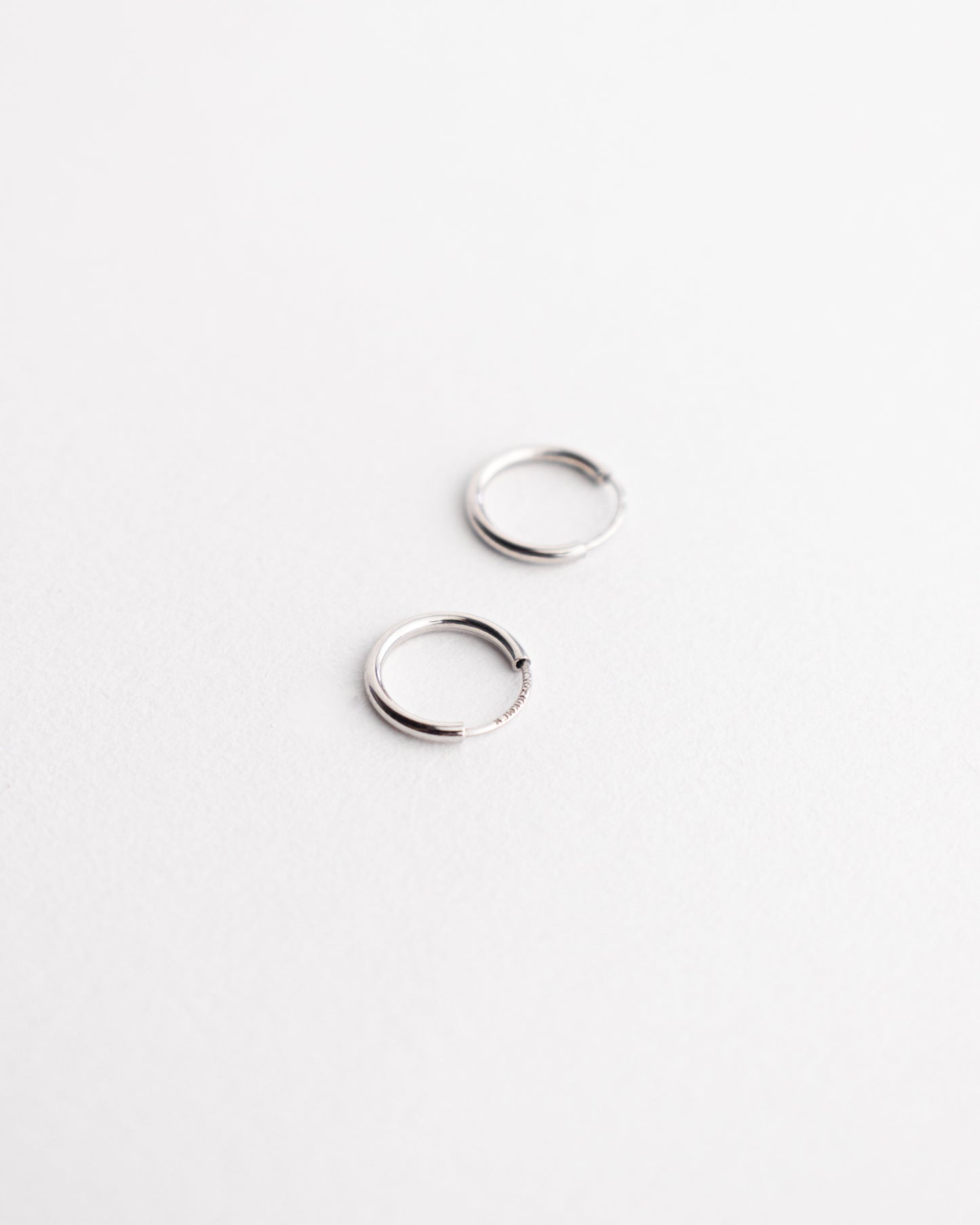 Mini Hoop Piercing oro 10k