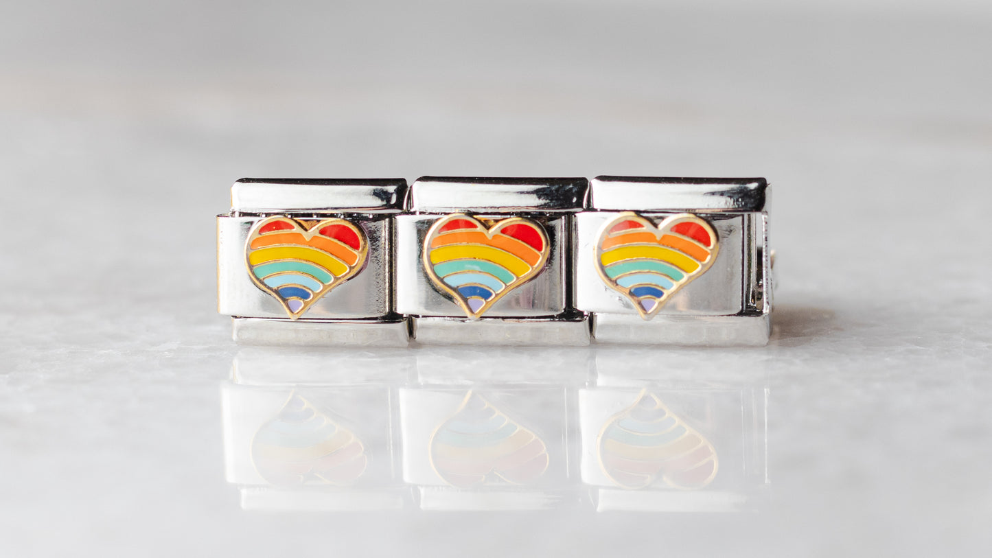 Charm corazón rainbow