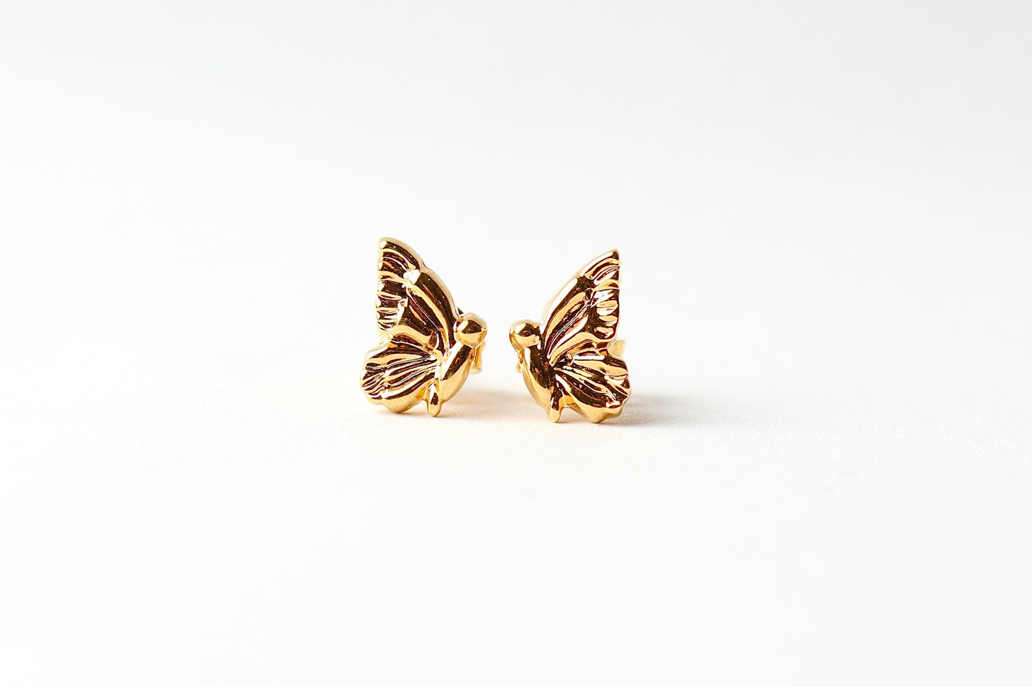 Studs Ala Mariposa