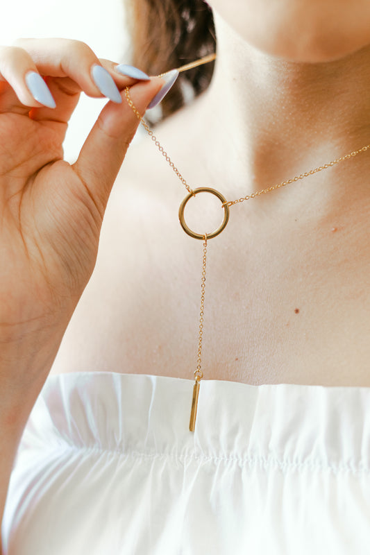 Collar Circulo con barra