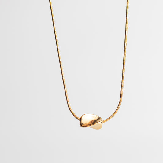 Collar Twist
