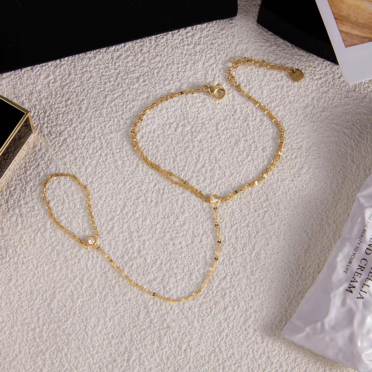 Pulsera Hand Chain con Anillo y Brillo