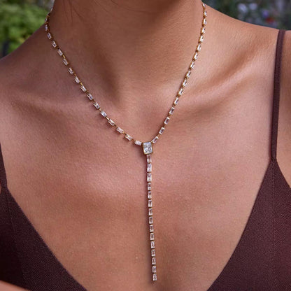 Collar Corbatero de Zirconias